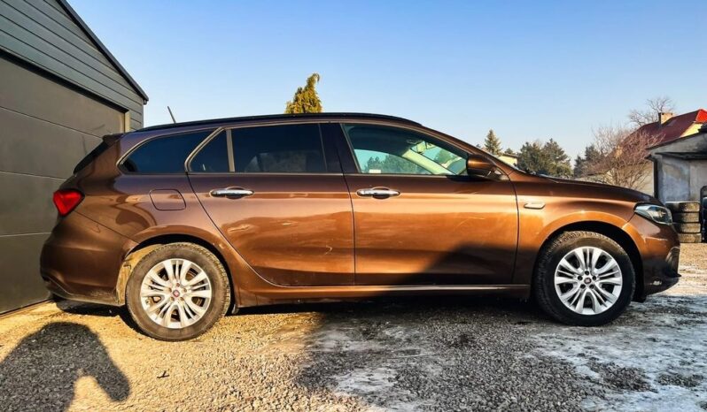 FIAT Tipo  | FWD (przód) | Automatyczna | 120 KM | Brązowy full