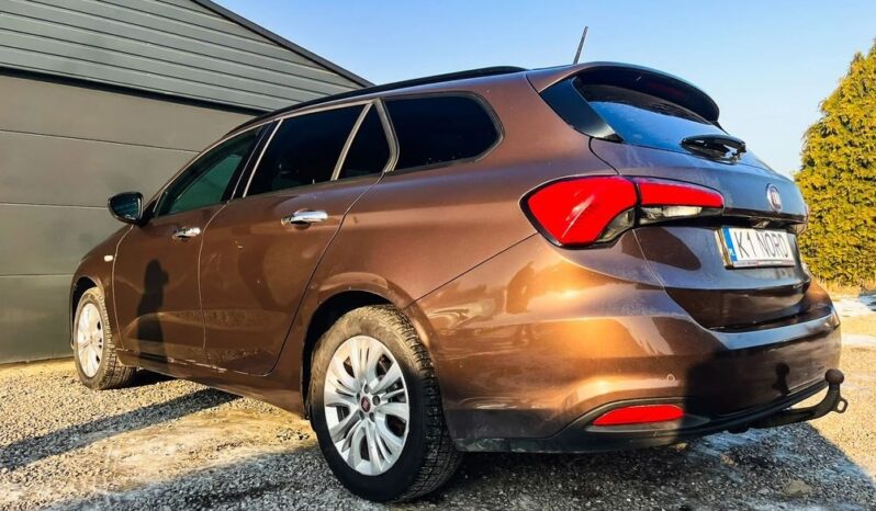 FIAT Tipo  | FWD (przód) | Automatyczna | 120 KM | Brązowy full