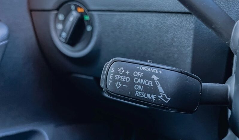 SKODA Octavia  | 4×4 (doł. automatycznie) | Automatyczna | 184 KM | Biały full