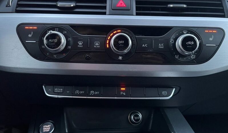 AUDI A4 Avant | 4×4 (doł. automatycznie) | Automatyczna | 190 KM | Czarny full