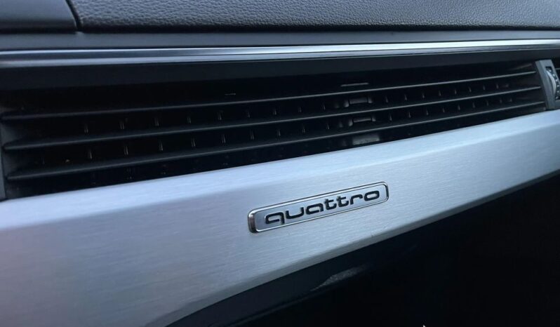 AUDI A4 Avant | 4×4 (doł. automatycznie) | Automatyczna | 190 KM | Czarny full