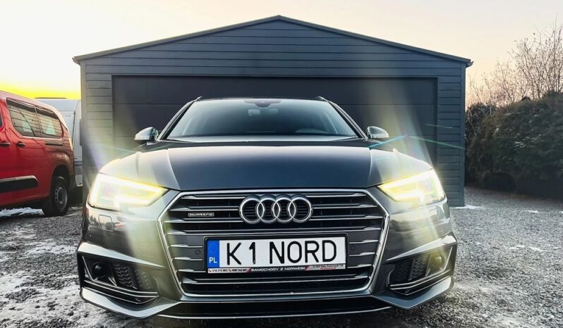 AUDI A4 Avant | 4×4 (doł. automatycznie) | Automatyczna | 190 KM | Czarny full