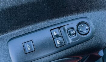 PEUGEOT Partner  | FWD (przód) | Automatyczna | 131 KM | Czerwony full