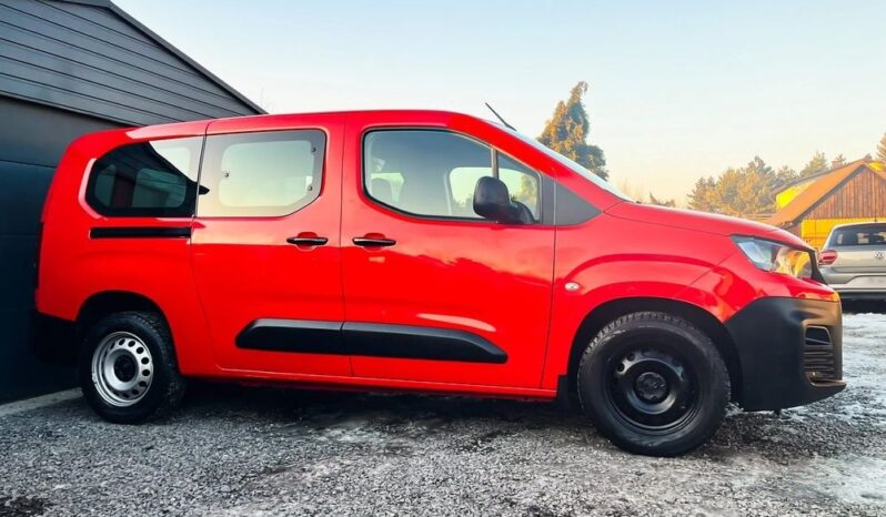 PEUGEOT Partner  | FWD (przód) | Automatyczna | 131 KM | Czerwony full