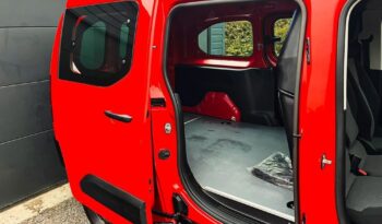 PEUGEOT Partner  | 4×4 (doł. ręcznie) | Manualna | 131 KM | Czerwony full