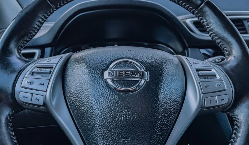 NISSAN Qashqai  | FWD (przód) | Automatyczna | 115 KM | Czerwony full