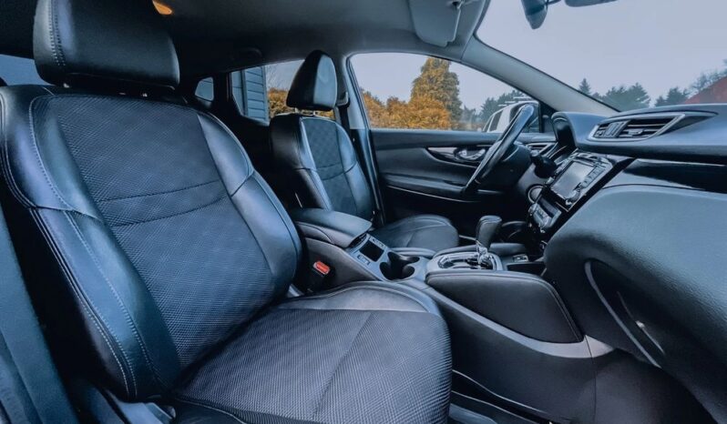 NISSAN Qashqai  | FWD (przód) | Automatyczna | 115 KM | Czerwony full