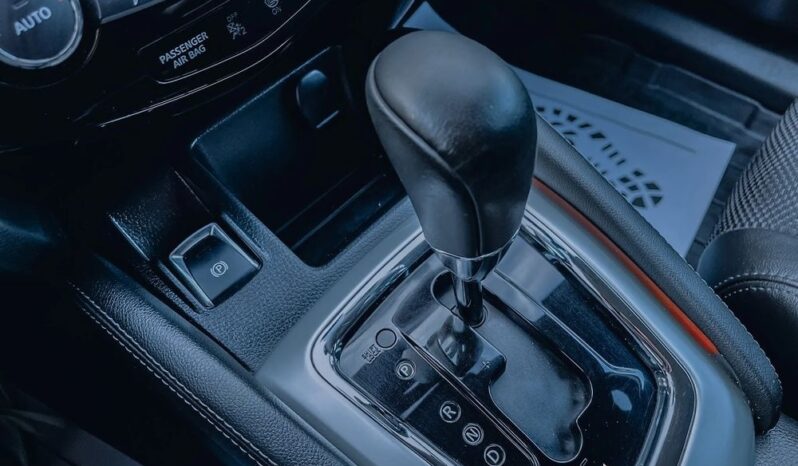 NISSAN Qashqai  | FWD (przód) | Automatyczna | 115 KM | Czerwony full