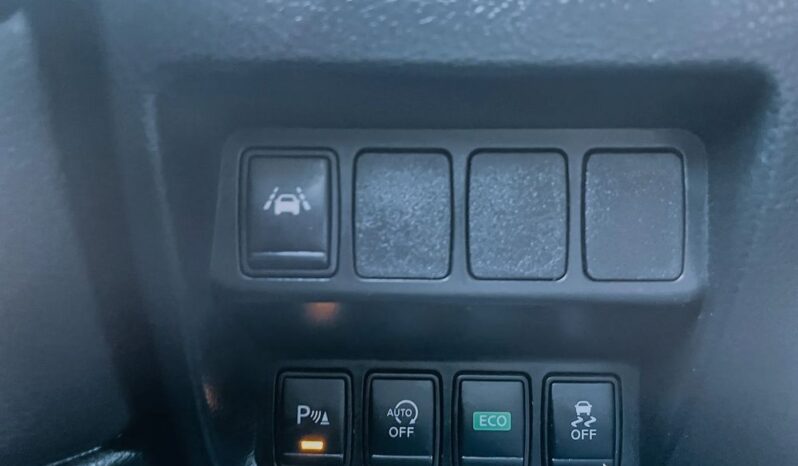 NISSAN Qashqai  | FWD (przód) | Automatyczna | 115 KM | Czerwony full