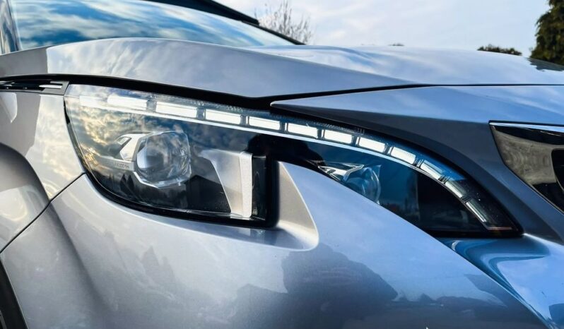 PEUGEOT 3008  | FWD (przód) | Automatyczna | 131 KM | Srebrny full