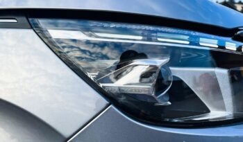 PEUGEOT 3008  | FWD (przód) | Automatyczna | 131 KM | Srebrny full