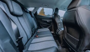 PEUGEOT 3008  | FWD (przód) | Automatyczna | 131 KM | Srebrny full