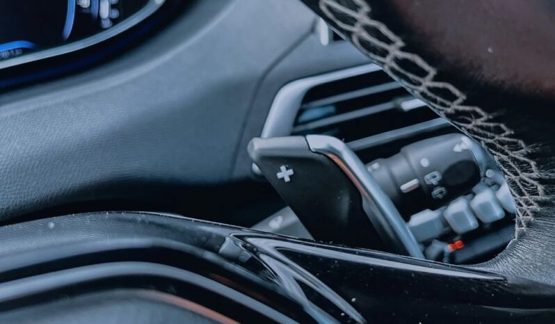 PEUGEOT 3008  | FWD (przód) | Automatyczna | 131 KM | Srebrny full