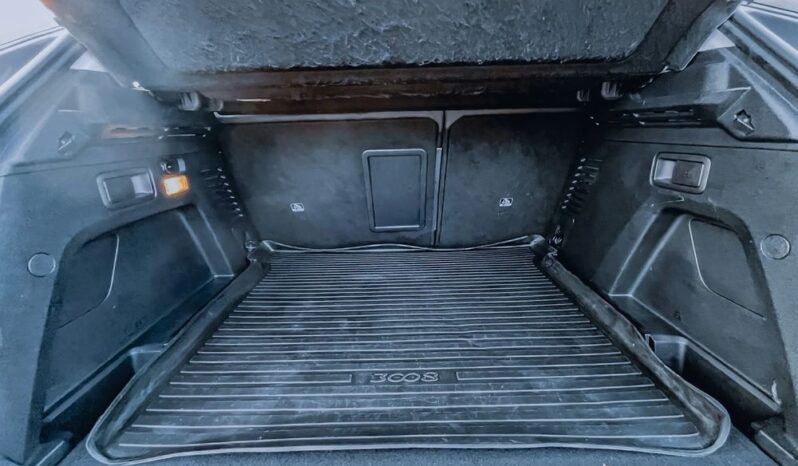 PEUGEOT 3008  | FWD (przód) | Automatyczna | 131 KM | Srebrny full