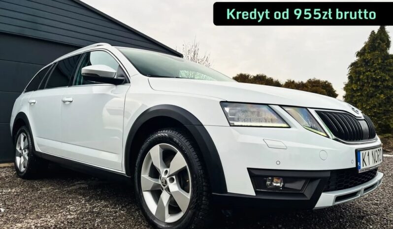 Skoda Octavia  | 4X4 (Stały) | Automatyczna | 184 Km | Biały