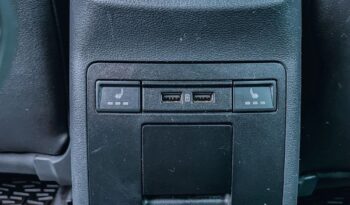 SKODA Octavia  | 4×4 (stały) | Automatyczna | 184 KM | Biały full