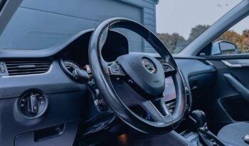 SKODA Octavia  | 4×4 (stały) | Automatyczna | 150 KM | Biały full