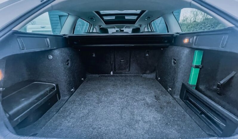 SKODA Octavia  | 4×4 (stały) | Automatyczna | 150 KM | Biały full