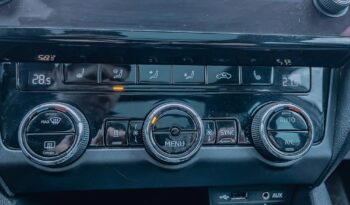 SKODA Octavia  | 4×4 (stały) | Automatyczna | 150 KM | Biały full