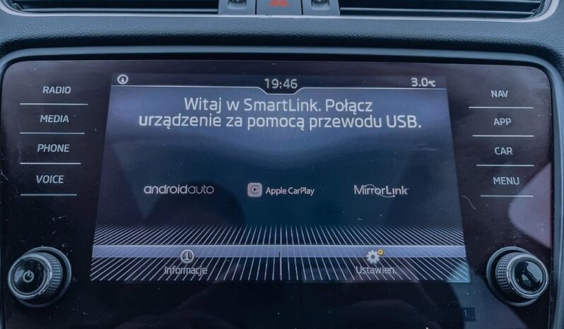 SKODA Octavia  | 4×4 (stały) | Automatyczna | 150 KM | Biały full