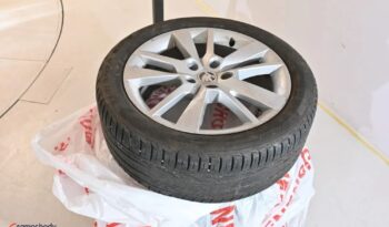 SKODA Octavia  | 4×4 (stały) | Automatyczna | 150 KM | Biały full