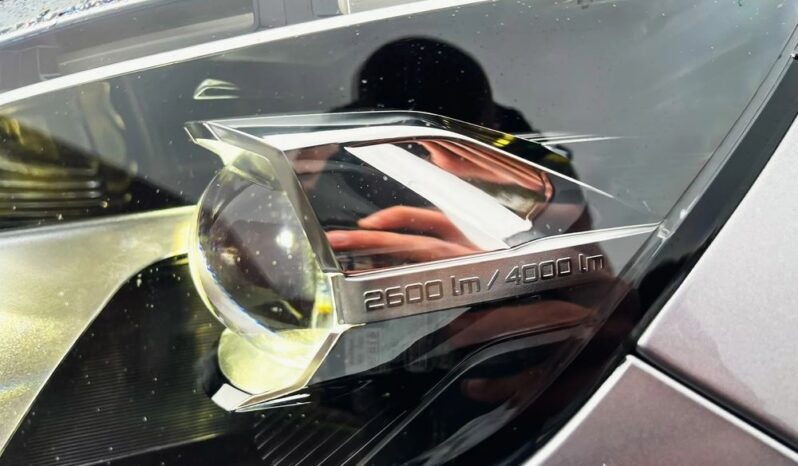 PEUGEOT 5008  | FWD (przód) | Automatyczna | 130 KM | Srebrny full