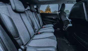 PEUGEOT 5008  | FWD (przód) | Automatyczna | 130 KM | Srebrny full