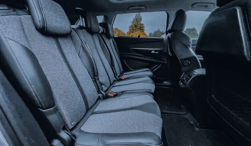 PEUGEOT 5008  | FWD (przód) | Automatyczna | 130 KM | Srebrny full