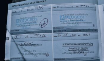 PEUGEOT 5008  | FWD (przód) | Automatyczna | 130 KM | Srebrny full