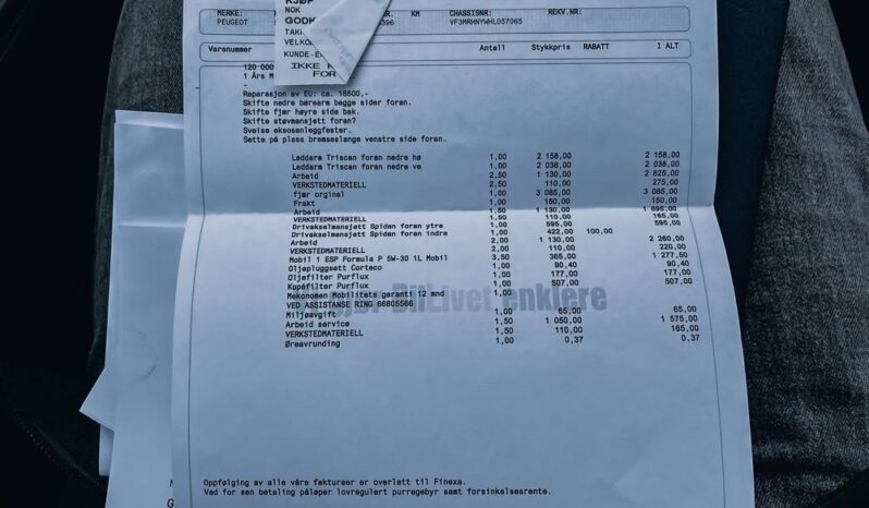 PEUGEOT 5008  | FWD (przód) | Automatyczna | 130 KM | Srebrny full