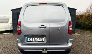 PEUGEOT Partner  | FWD (przód) | Automatyczna | 131 KM | Srebrny full
