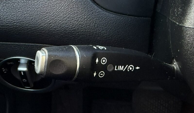 Mercedes GLA 250 | 4×4 Automatyczny | Automatyczna | 210 KM | Fioletowy full