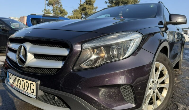 Mercedes GLA 250 | 4×4 Automatyczny | Automatyczna | 210 KM | Fioletowy full