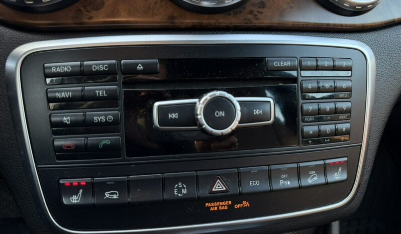 Mercedes GLA 250 | 4×4 Automatyczny | Automatyczna | 210 KM | Fioletowy full