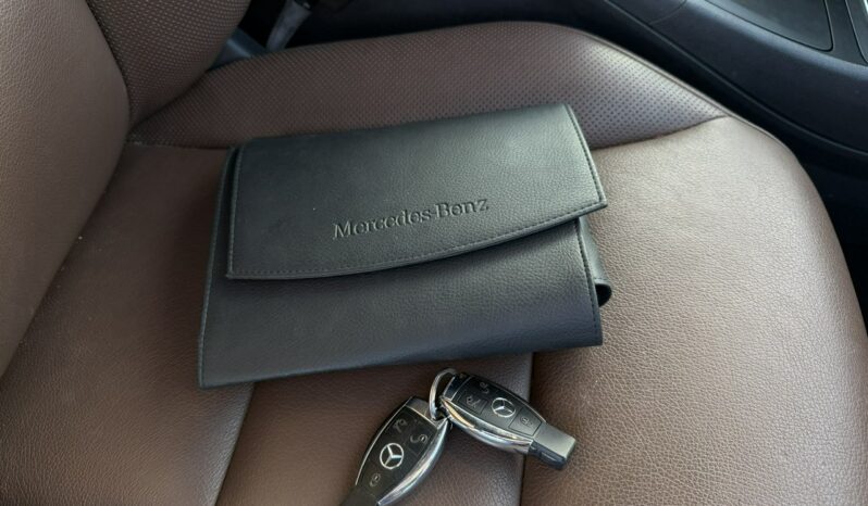 Mercedes GLA 250 | 4×4 Automatyczny | Automatyczna | 210 KM | Fioletowy full