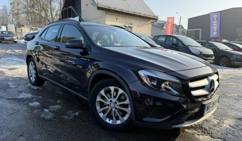 Mercedes GLA 250 | 4×4 Automatyczny | Automatyczna | 210 KM | Fioletowy full