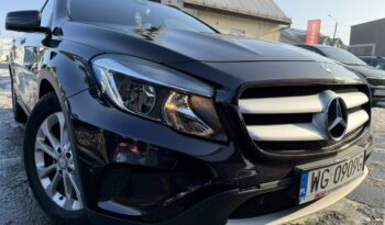 Mercedes GLA 250 | 4×4 Automatyczny | Automatyczna | 210 KM | Fioletowy full