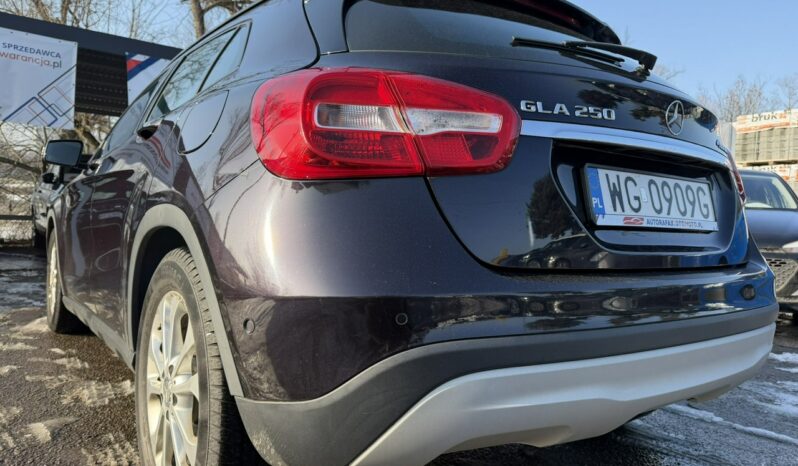 Mercedes GLA 250 | 4×4 Automatyczny | Automatyczna | 210 KM | Fioletowy full