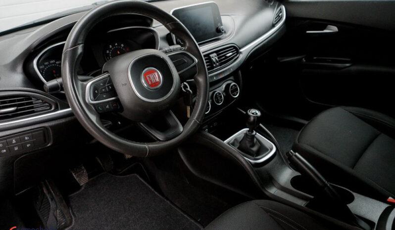 FIAT Tipo  | FWD (przód) | Manualna | 120 KM | Biały full