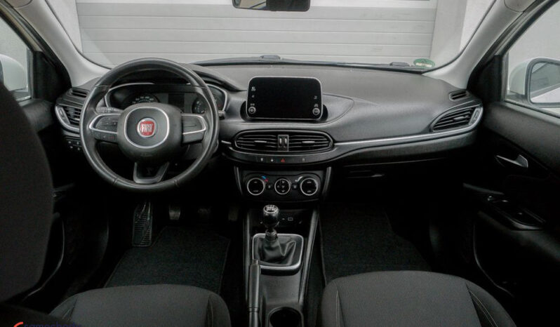 FIAT Tipo  | FWD (przód) | Manualna | 120 KM | Biały full