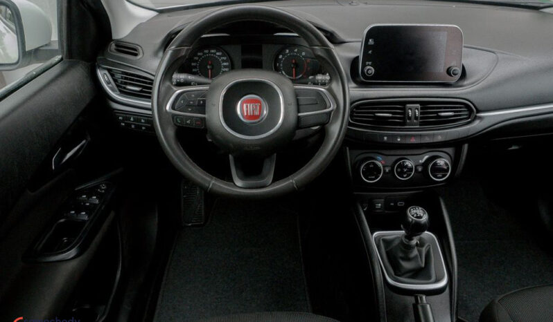 FIAT Tipo  | FWD (przód) | Manualna | 120 KM | Biały full