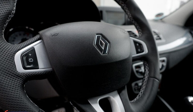 RENAULT Megane  | FWD (przód) | Manualna | 180 KM | Biały full