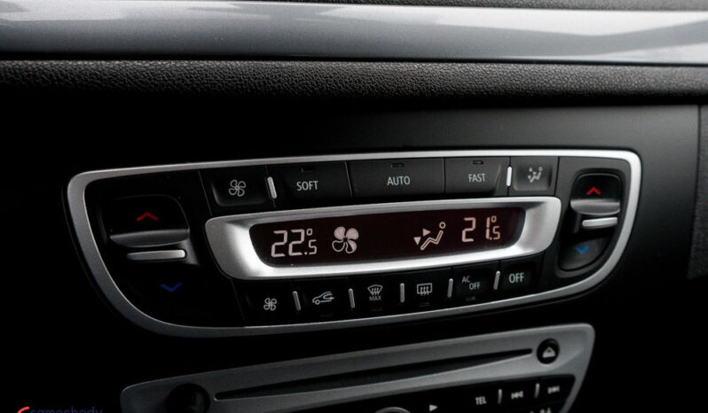 RENAULT Megane  | FWD (przód) | Manualna | 180 KM | Biały full