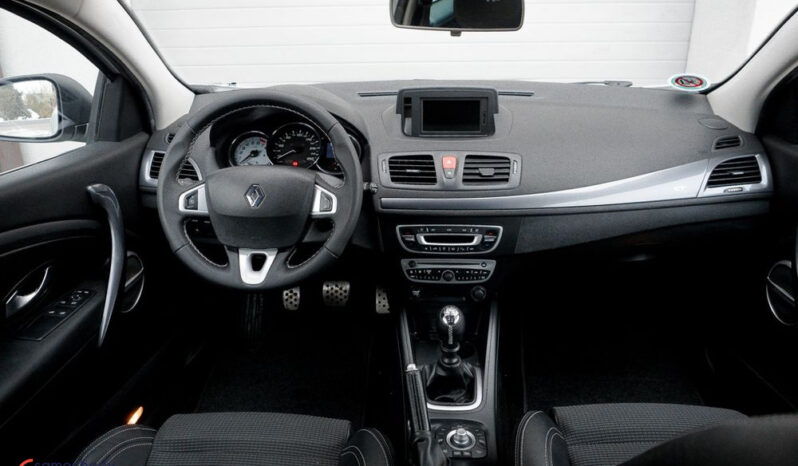 RENAULT Megane  | FWD (przód) | Manualna | 180 KM | Biały full