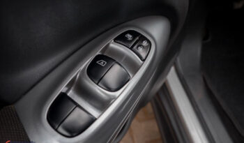 NISSAN Juke  | FWD (przód) | Manualna | 117 KM | Srebrny full