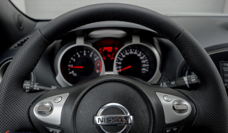 NISSAN Juke  | FWD (przód) | Manualna | 117 KM | Srebrny full