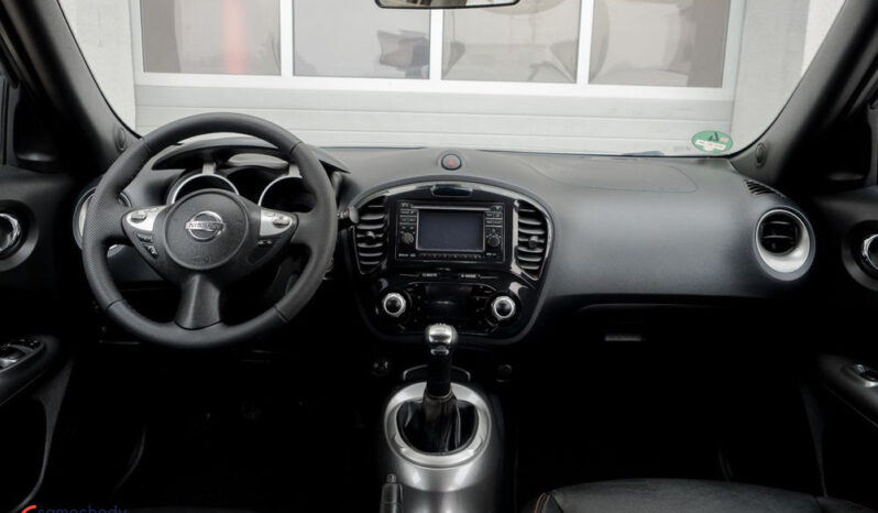 NISSAN Juke  | FWD (przód) | Manualna | 117 KM | Srebrny full