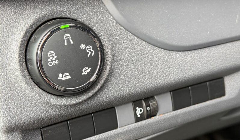 FIAT Scudo  | FWD (przód) | Manualna | 120 KM | Biały full