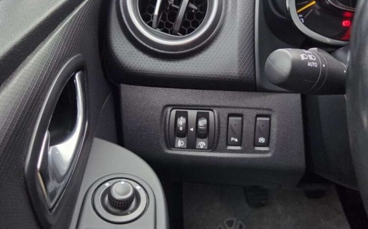 RENAULT Clio  | FWD (przód) | Manualna | 90 KM | Czerwony full