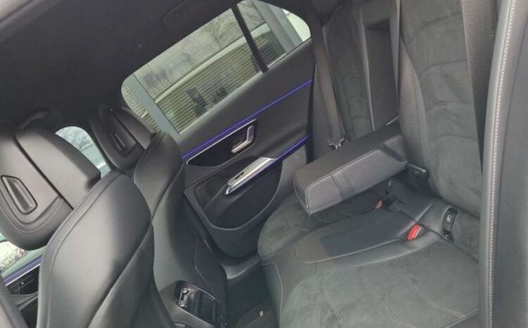 MERCEDES-BENZ Klasa E | 4×4 (doł. automatycznie) | Automatyczna | 197 KM | Biały full